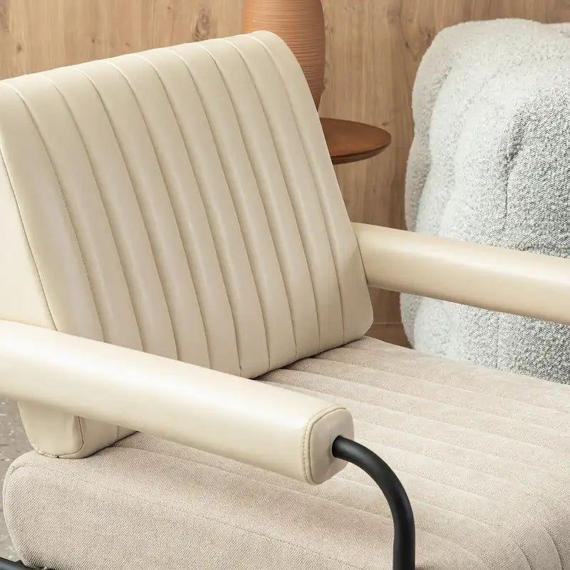 Sillón decorativo de cuero sintético y tela blanquecinos con apoyabrazos acolchados, juego de 2 unidades