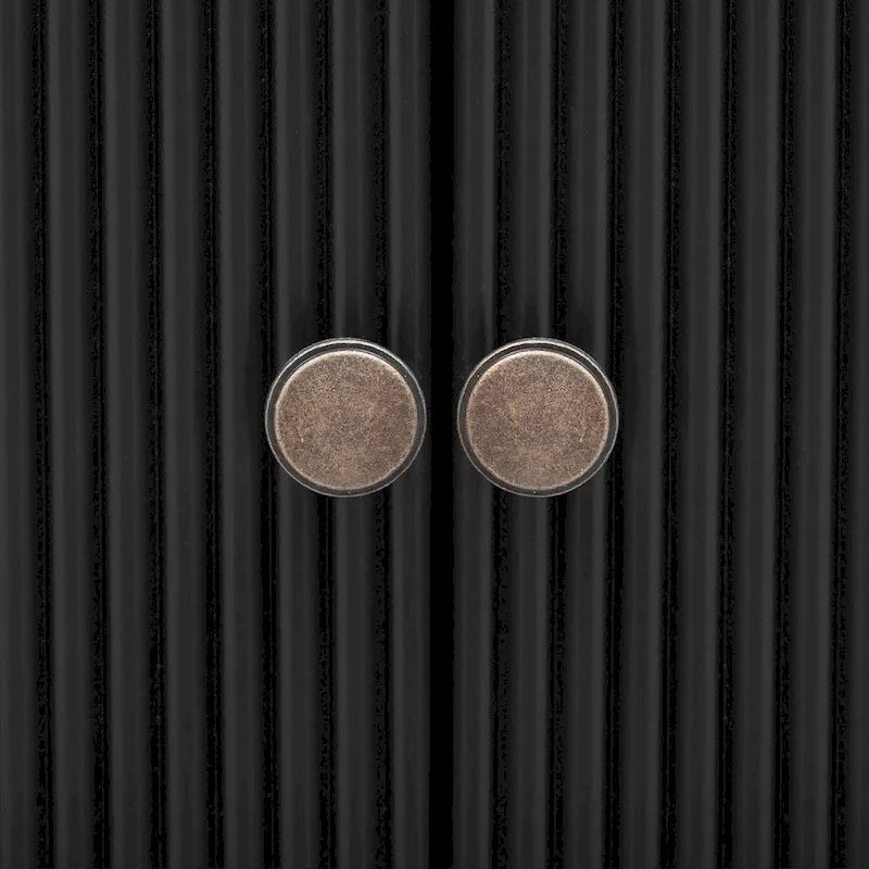 Aparador de almacenamiento negro de 4 puertas con diseño de líneas verticales